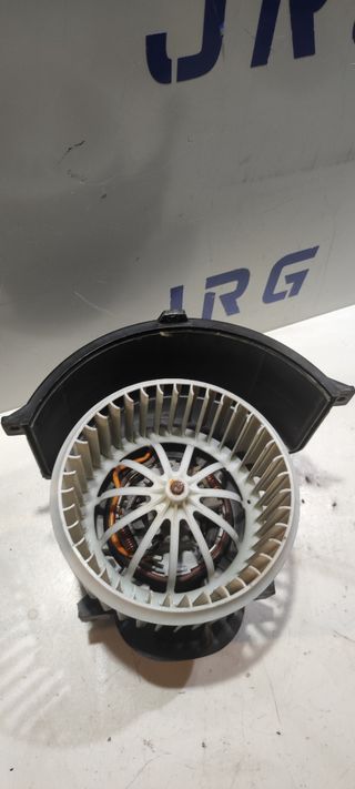 11 MOTOR CALEFACCIÓN VW TOUAREG