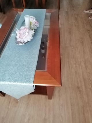 Mueble Salón. En madera y Cristal