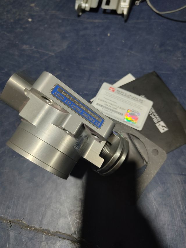 Mariposa Skunk2 Pro Series 309-05-0040 Sin estrenr