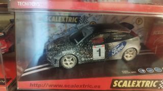 Coche Scalextric Audi TT-R Dekra