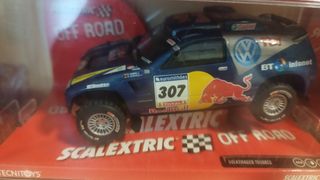 Coche Scalextric Audi TT-R Dekra