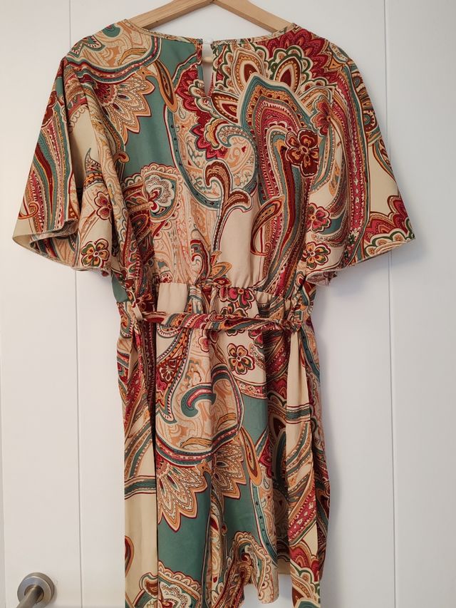 Mono informal estampado paisley