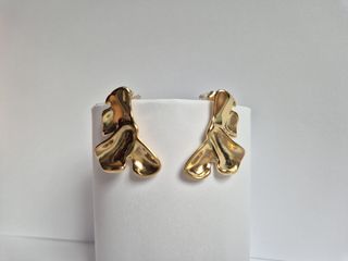 Pendientes dorados