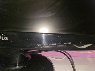 Monitor LG Flatron W1943SS 45cmX29cm