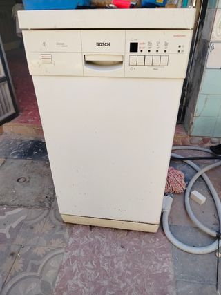 Lavavajillas Bosch pequeño