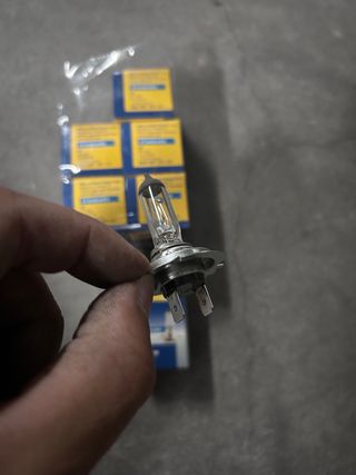 Bombilla H7 Hella Standard 12V 55W