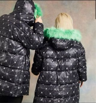 ASOS. Plumífero oversize. T S