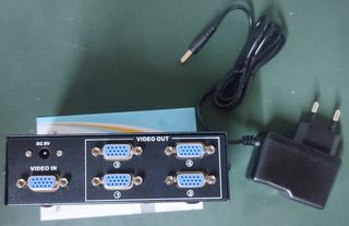 2/4 Port VGA Splitter