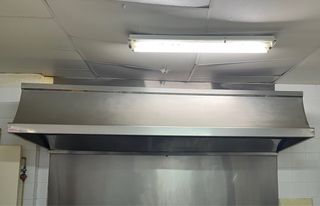 Campana extractora industrial de acero inoxidable