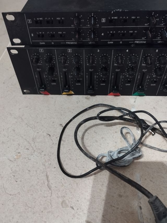 Mezclador Kawai 8 canales estéreo