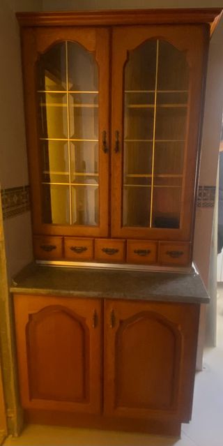 Alacena provenzal de madera vintage