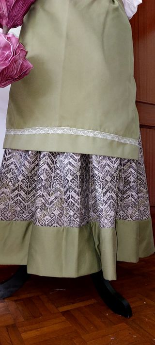 Traje de casera adulto  largo de falda 89 
