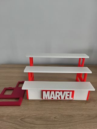 Expositor Marvel 3 Niveles