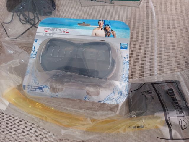 Maschera Mares Adult + Boccaglio+pinne +orologio