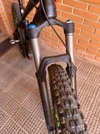 Bicicleta Eléctrica GHOST Kato FS 6 27,5+