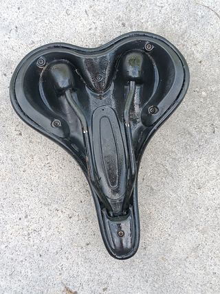 Sillín de Bicicleta Negro con Gel