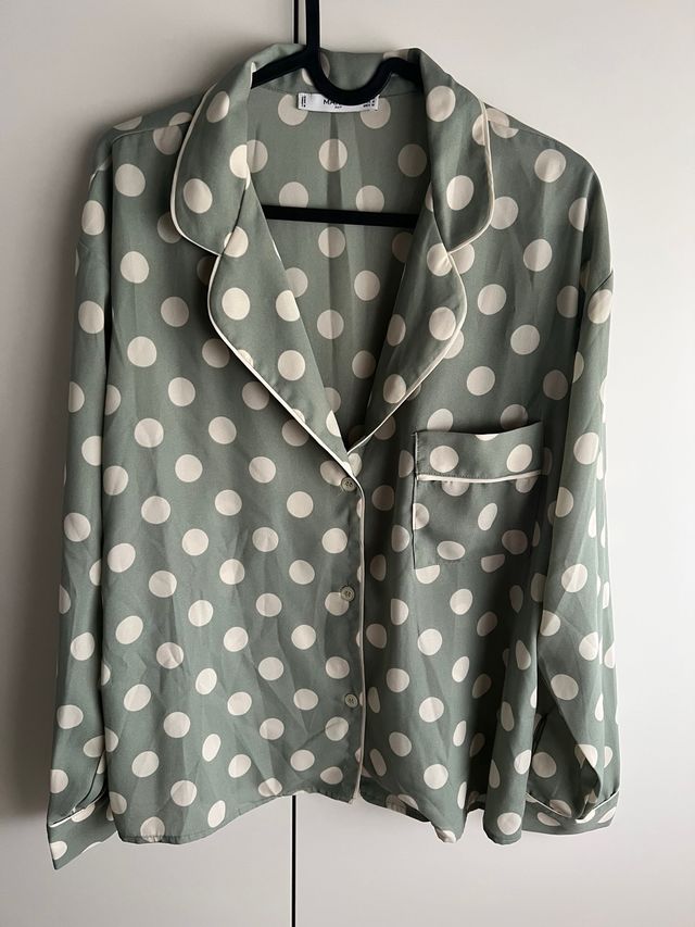 Camisa de lunares de Mango