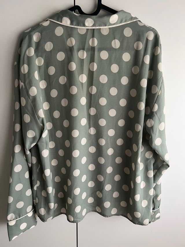 Camisa de lunares de Mango