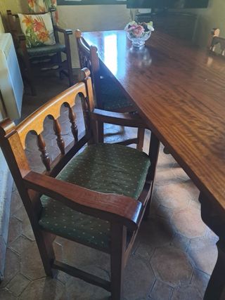 Conjunto mesa y sillas de madera Rebajado 500€
