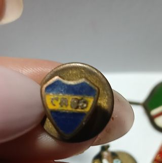 Lote de pins de equipos de fútbol