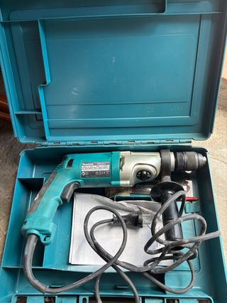 Taladro Makita HP2071