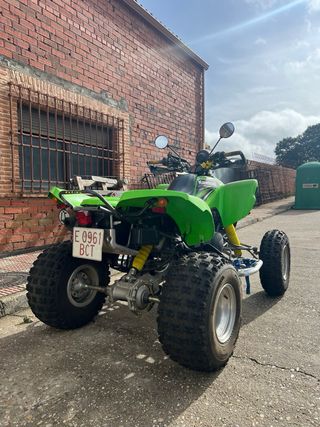 Quad, Kawasaki KFX 700