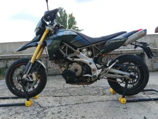 Aprilia Dorsoduro 750