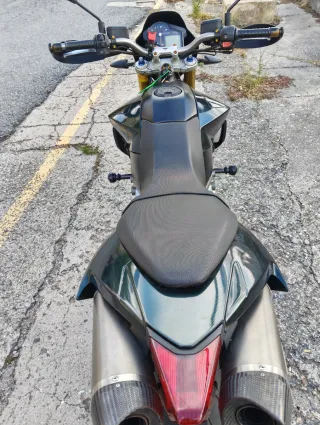 Aprilia Dorsoduro 750