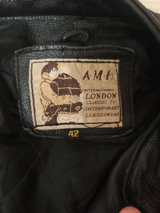 Chaqueta de cuero negra Moto