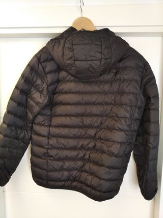 Cazadora Camel acolchada negra