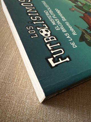 Los Futbolísimos 19: El misterio de las brujas ...