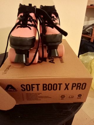 Pattini Apollo regolabili taglia S (31-34)