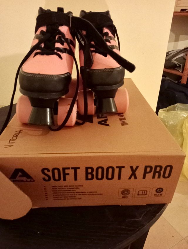 Pattini Apollo regolabili taglia S (31-34)