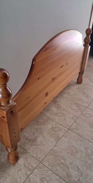 Cabezal de madera pino 147x80cm