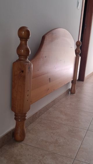 Cabezal de madera pino 147x80cm