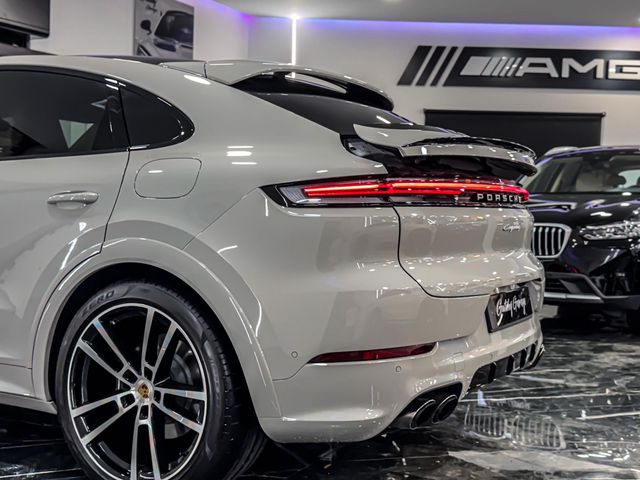 Porsche Cayenne COUPE EHYBRID NUEVO FULL 