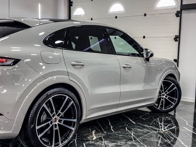 Porsche Cayenne COUPE EHYBRID NUEVO FULL 
