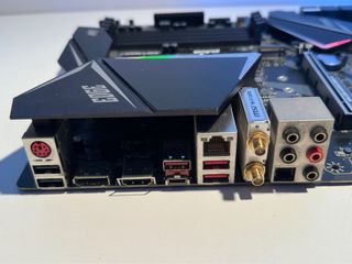 Placa Base MSI Z390 Gaming Edge AC