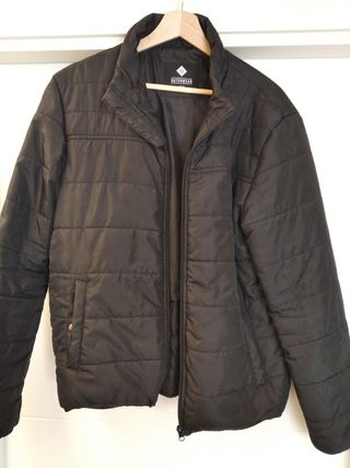 Cazadora acolchada negra Talla M