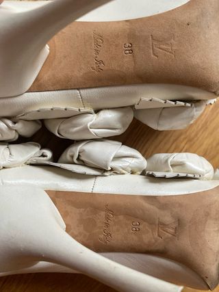 Louis Vuitton Beige Zapatos Flores