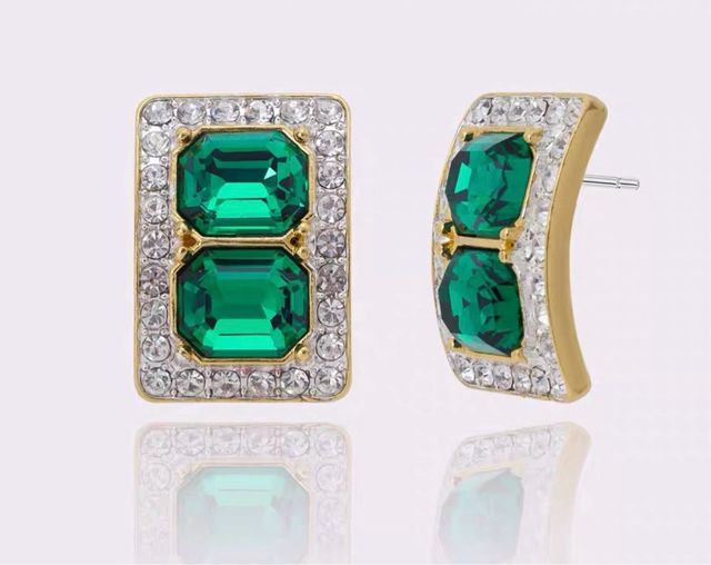 Orecchini verde come smeraldo