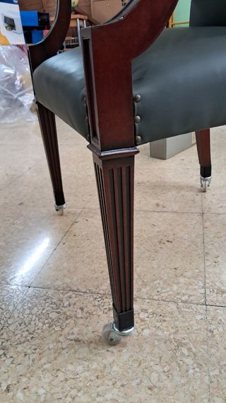 Mesa de despacho de madera de roble + silla 