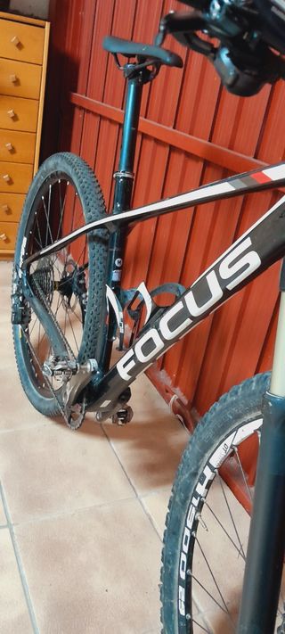 Bicicleta MTB Focus Raven 4.0