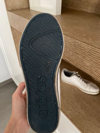 Zapatillas Adidas Talla 44 Blancas y Negras