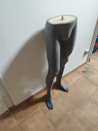 Maniquí de piernas de adulto