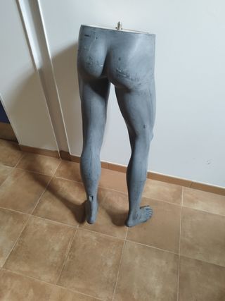 Maniquí de piernas de adulto