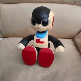Robi Jr. Takara Tomy - Robot Vintage