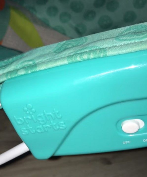 Sdraietta neonato con vibrazione