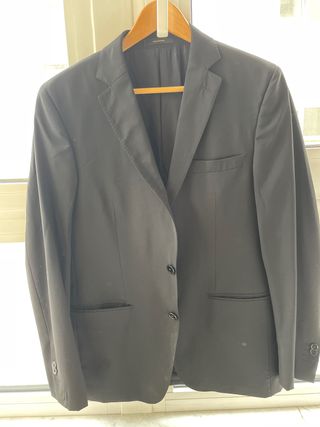 Traje negro