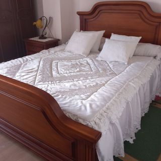 Cama Matrimonio Madera y Satén